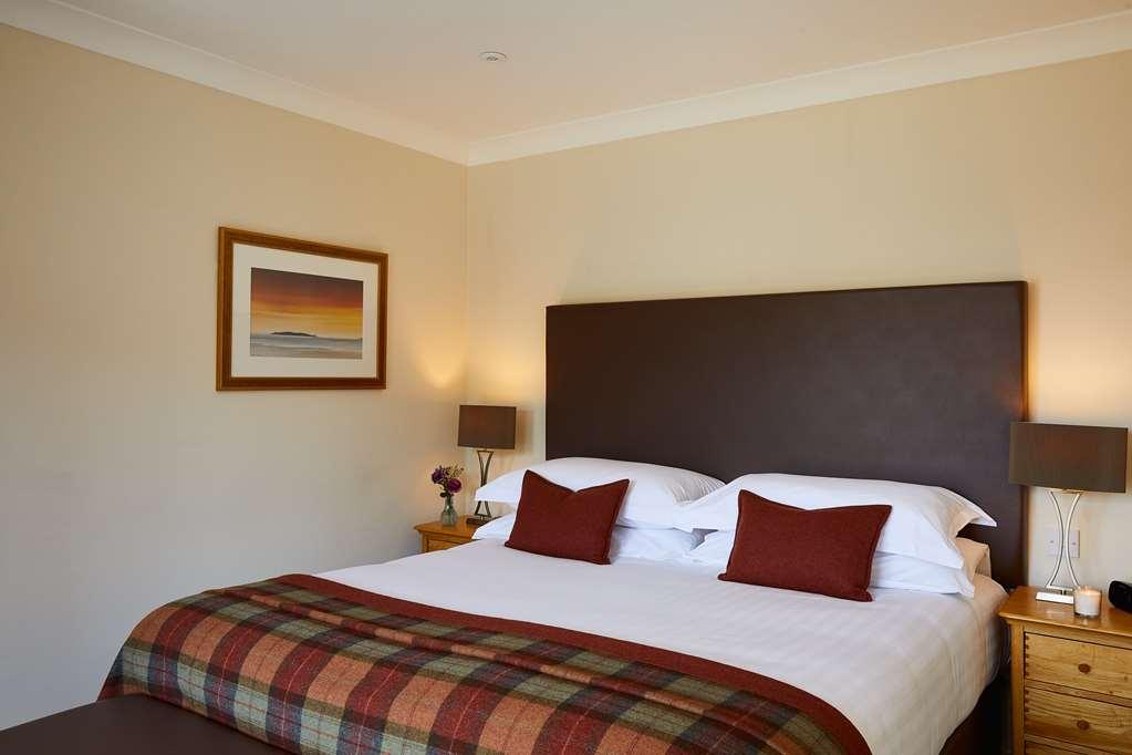 Macdonald Elmers Court Hotel y Resort Lymington Habitación foto